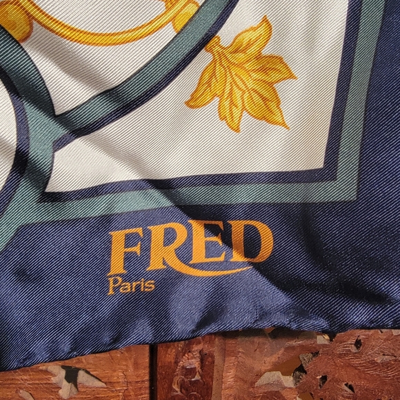 Fred Paris Silk Scarf with Parrots, 34in x 34in - Picture 3 of 12